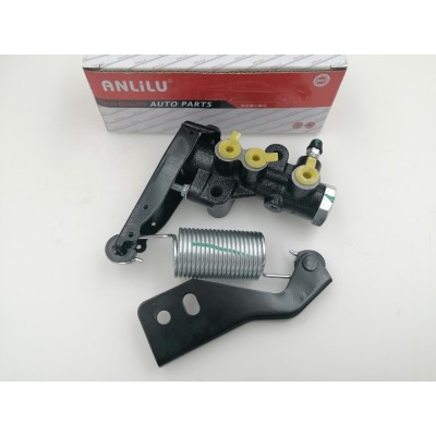 适用于D21 2WD 佳奔E25刹车分配阀46400-56G04