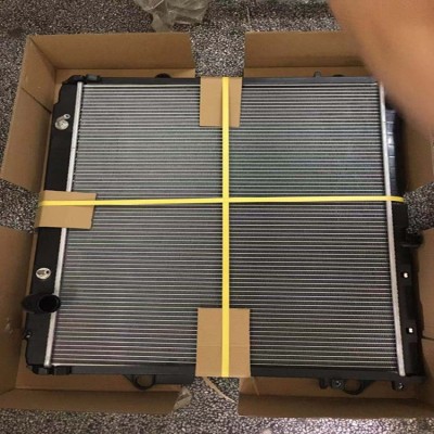 厂家直销 适用于丰田LAND CRUISER VDJ200 16400-51040 水箱